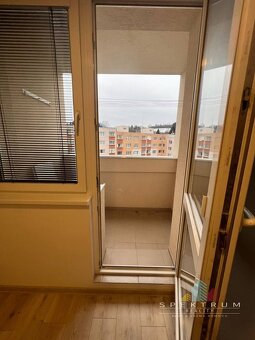 PREDANÉ-SPEKTRUM REALITY- Na PREDAJ 3 -izbový byt, 70 m2, Ha - 4