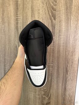Pánske topánky Nike Air Jordan 1 Mid - 4