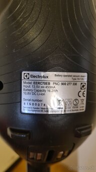 Tyčový vysávač Electrolux - 4