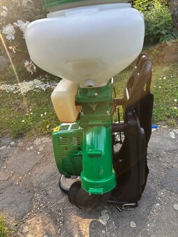 Motorový postrekovač - 4