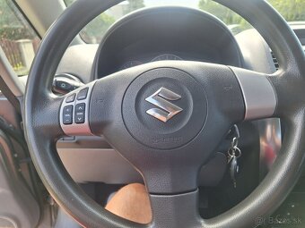 SUZUKI SX 4 1,6 BENZÍN 4X4 KLÍMA - 4