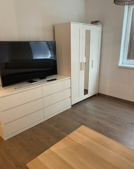 PREKRÁSNA garsónka s parkovacím miestom - Sereď - 4