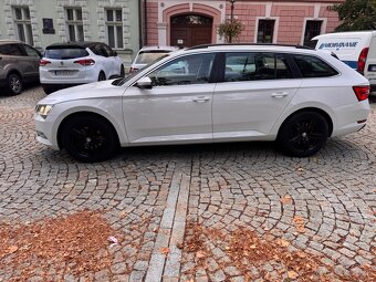 ŠKODA SUPERB III 2.0TDI 110kw COMBI - 4