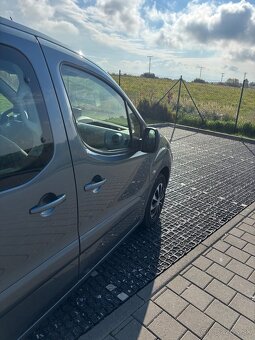 Citroën Berlingo 1.6 HDi 68 kW Multispace - 4