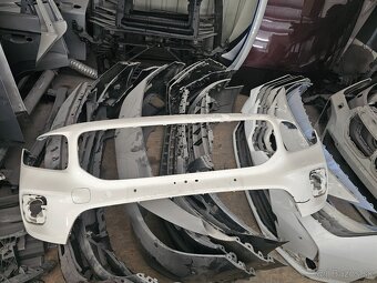 Naraznik kapota celo mercedes a 177, c 205, glc - 4