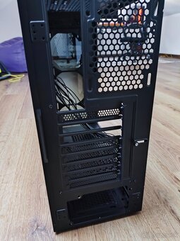 Silentium PC Armis AR5X TG RGB - 4