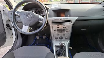 Opel Astra H, 1.6 benzin, 85kw, r. 2011 - 4