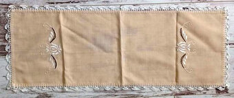 Retro vyšívané obrusy - 4