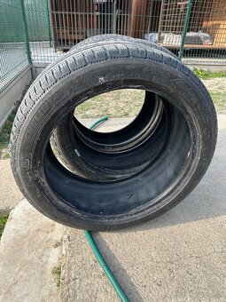Michelin 235/45R19 - 4