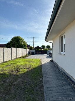 Krásny RD v obci Veľký Kýr - 4
