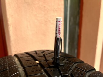 225/60 R17 zimné pneumatiky 2 kusy - 4