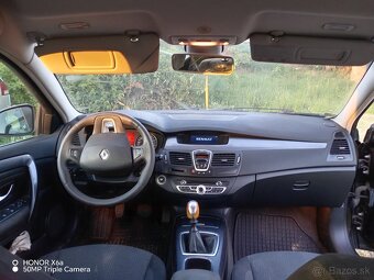 Renault Laguna 1.5 DCil - 4