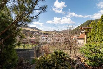 3 PODLAŽNY RODINNÝ DOM, LIETAVSKÁ SVINNÁ, VÝMERA 479m2 - 4