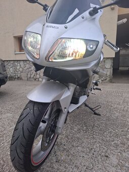 Suzuki sv650s - 4
