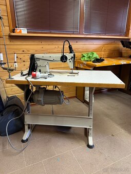 Priemyselný šijací stroj – GLOBAL (so stolom a pedálom) - 4