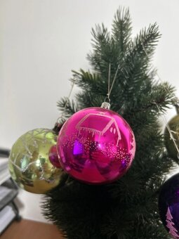 Retro vianočné gule mix 4 farieb 2 vzory, 6ks č.1 - 4