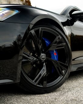 Audi RS6 Avant Dynamic Plus Carbon Ceramic Brakes - 4