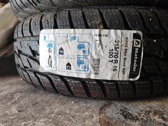 Zimné pneumatiky 215/70 r16 - 4
