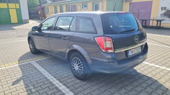 Astra 1,6 benzin 85kw 2011 - 4