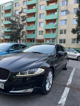 Jaguár XF Sportbrake 3.0 D V6 2014 - 4