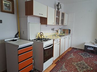 2 IZBOVÝ BYT S BALKÓNOM NA PRENÁJOM, HUMENNÉ - 4