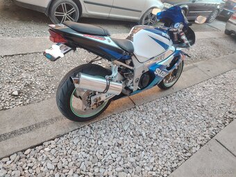 Suzuki gsxr1000 - 4