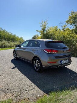 Hyundai i30 1.5 DPi - 1. Majiteľ - 57 500km - 4