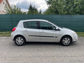 Renault Clio III 1.5 dCi - 4