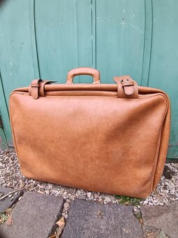 Starý retro kufor - 4