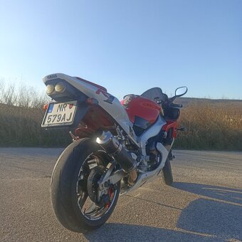 Predám Yamaha R1 - 4