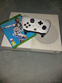 Xbox one s 356Gb - 4