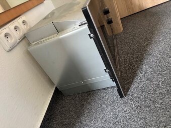 Elegantná vstavaná mikrovlnná rúra Electrolux - 4