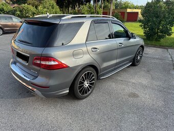 Mercedes ML350 4MATIC - 4