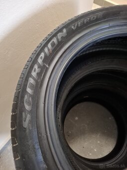 Jazdené letné pneu 4ks 235/50 R19 99V Pirelli Socrpion Verde - 4