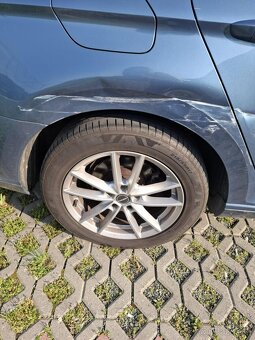 Predám VW Passat Variant B8, 2.0 TDI DSG, plne vybavený a sp - 4