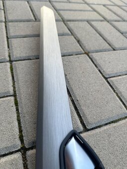 Dekorova lišta vodičových dverí passat b8 - 4