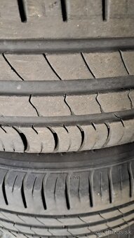 Predám 4ks jazdené letné 195/60r15-88H Hankook - 4