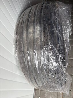 Hankook Ventus S1 evo3 235/55 R19 - 4