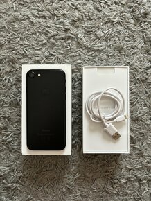 Apple iPhone 7 32gb Black - 4