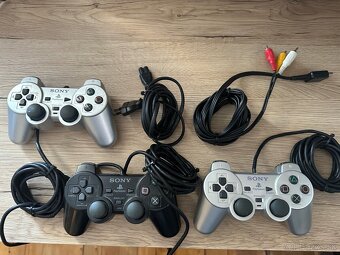 Predám konzole ps2 xbox 360 - 4