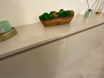 Závesná komoda - 4