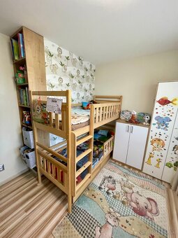 PREDAJ 3-IZBOVÝ BYT S BALKÓNOM V KOMÁRNE - 4