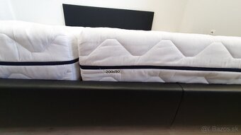 Posteľ 180 x 200 cm + nočné stolíky - 4