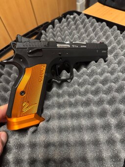 CZ TS2 Orange - 4