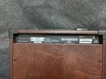 Behringer akustické kombo - 4