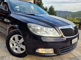 Škoda Octavia Combi 2.0 TDI DSG ELEGANCE TOP STAV - 4