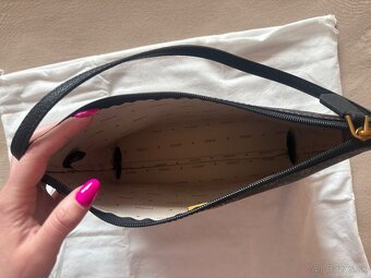 Guess original kabelka NOVA - 4