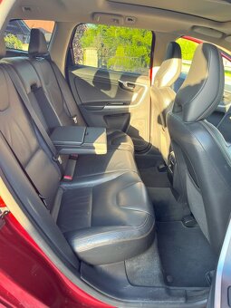 Volvo XC60 D5 - 4