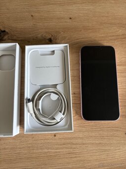 Na predaj Apple iPhone 15 v ružovej farbe - 4