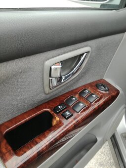 Kia Sorento - 4